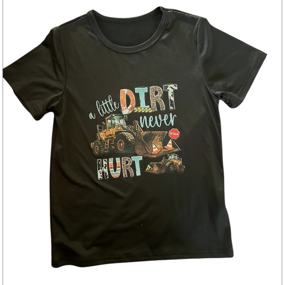 Boys T-Shirt Size 7